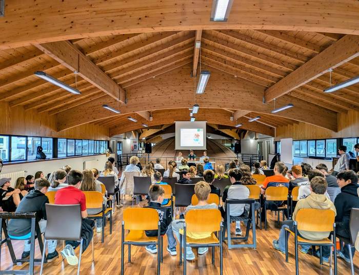 Eskola Agenda 2030 egitasmoaren ikasturte hasierako ekitaldia egin dute