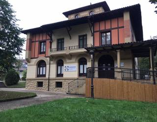 Irailaren 16ra arte egin daiteke matrikula Hizkuntza Eskolan