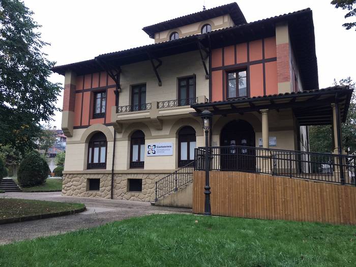 Irailaren 16ra arte egin daiteke matrikula Hizkuntza Eskolan