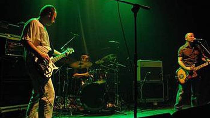 M taldea, lurra oinetatik urrun