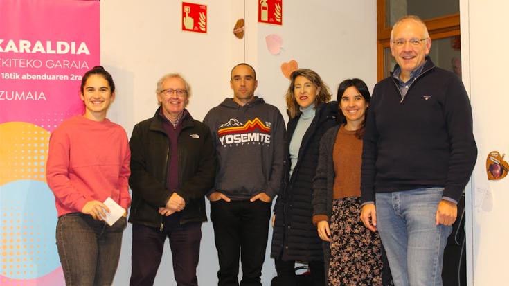 Maddi Aiestaranek irabazi du aurtengo Julene Azpeitia ipuin lehiaketa