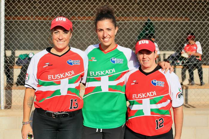 OBBko jokalari batzuk European Softball Master35 txapelketan parte hartu dute Euskal Selekzioarekin