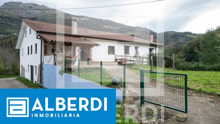 Alberdi Inmobiliaria: baserria eta lursailak salgai Errezilgo Ezama auzoan