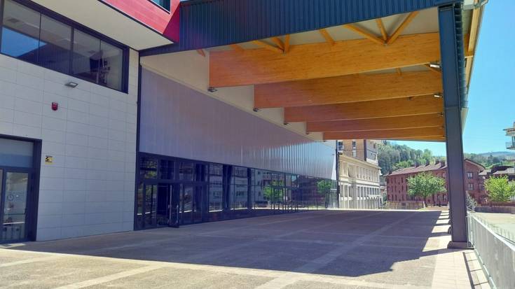 Kiroldegiko instalazioen erabilera irizpideak zehazteko bilera egingo du bihar Zestoako Udalak