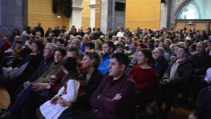 Maider Aginaga eta Iker Belintxon lezoarrek irabazi dute dantza suelto txapelketa