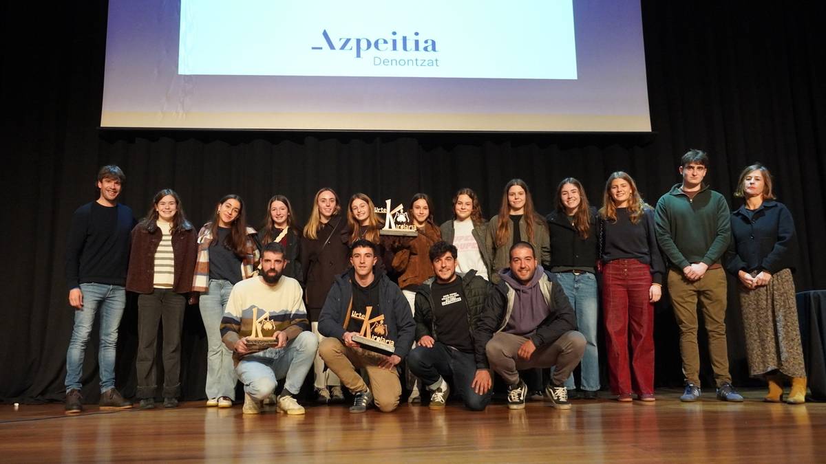 Arauntza Riders, Izarraitzeko nesken taldea eta Ilunpeko boluntarioek jaso dute urteko kirol aitortza