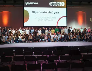 Alex Txikonek jaso du Gipuzkoarren Kirola herritarren sarietako bat