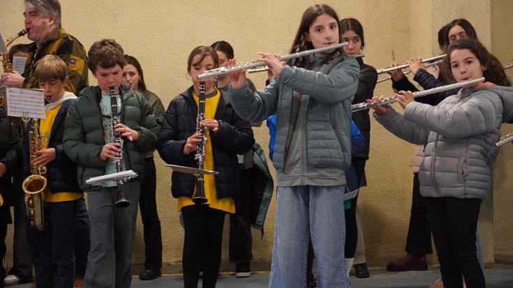 Musikak aurpegi alaia jarri dio eguraldi petralari