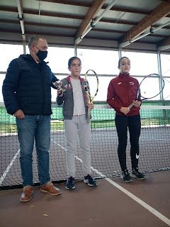 Gipuzkoako Eskolarteko Tenis Txapelketa irabazi du Aiara Carrerak