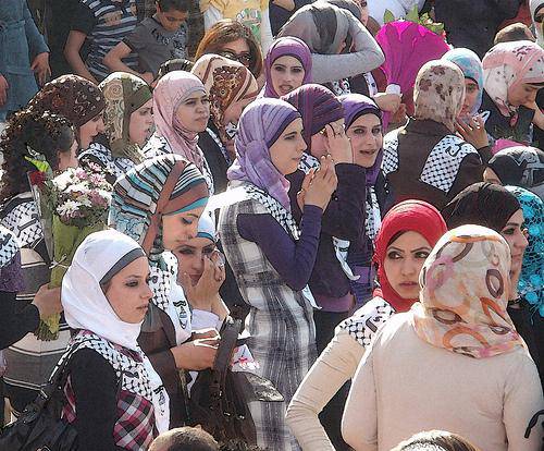 Palestinako Emakumeei buruzko hitzaldia, bihar