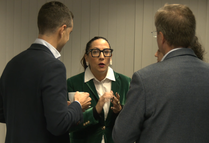 Begoña Pedrosa Hezkuntza sailburua Izarraizpen izan da Eskola Bikaina Denontzat egitasmoaren barruan