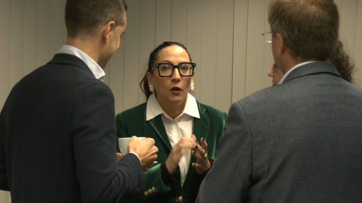 Begoña Pedrosa Hezkuntza sailburua Izarraizpen izan da Eskola Bikaina Denontzat egitasmoaren barruan