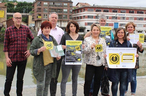 Abian da Arkupek eta udalak adostutako denbora mugatuko aparkamendu sistema berria