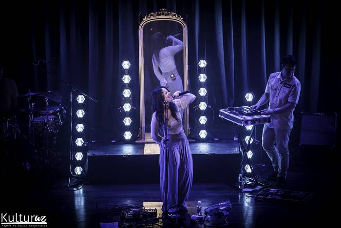 Olatz Salvadorren ahotsak liluratu du Sanagustin