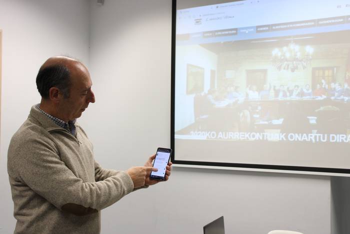Zarauzko Udalak webgune berria aurkeztu du