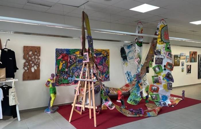 Ireki dute Arte eta Diseinu Ikastegiko tailerretan izena emateko epea
