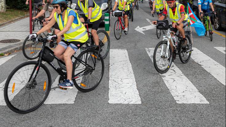 Zumaiatik igaro da Sareren bizikleta martxa