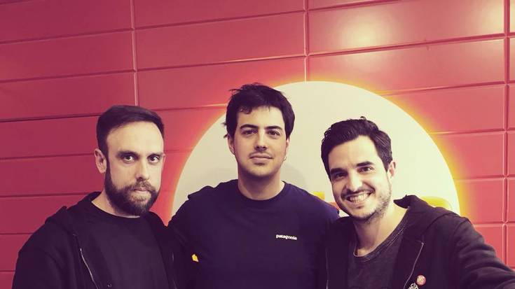 ENTZUN. Ezpalak taldea B aldea irratsaioan