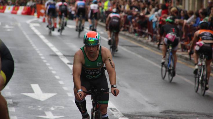 Nik Trik eta Zarautz Triatloi Elkarteak bat egin dute Triatloia Sustatzeko Planarekin