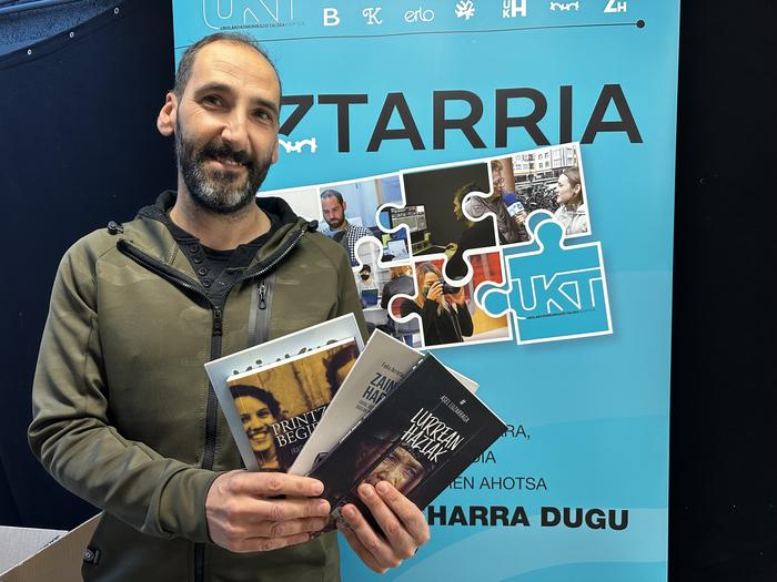 Banatu du Urola Kostako Hitzak Elkar argitaletxearen liburu sorta