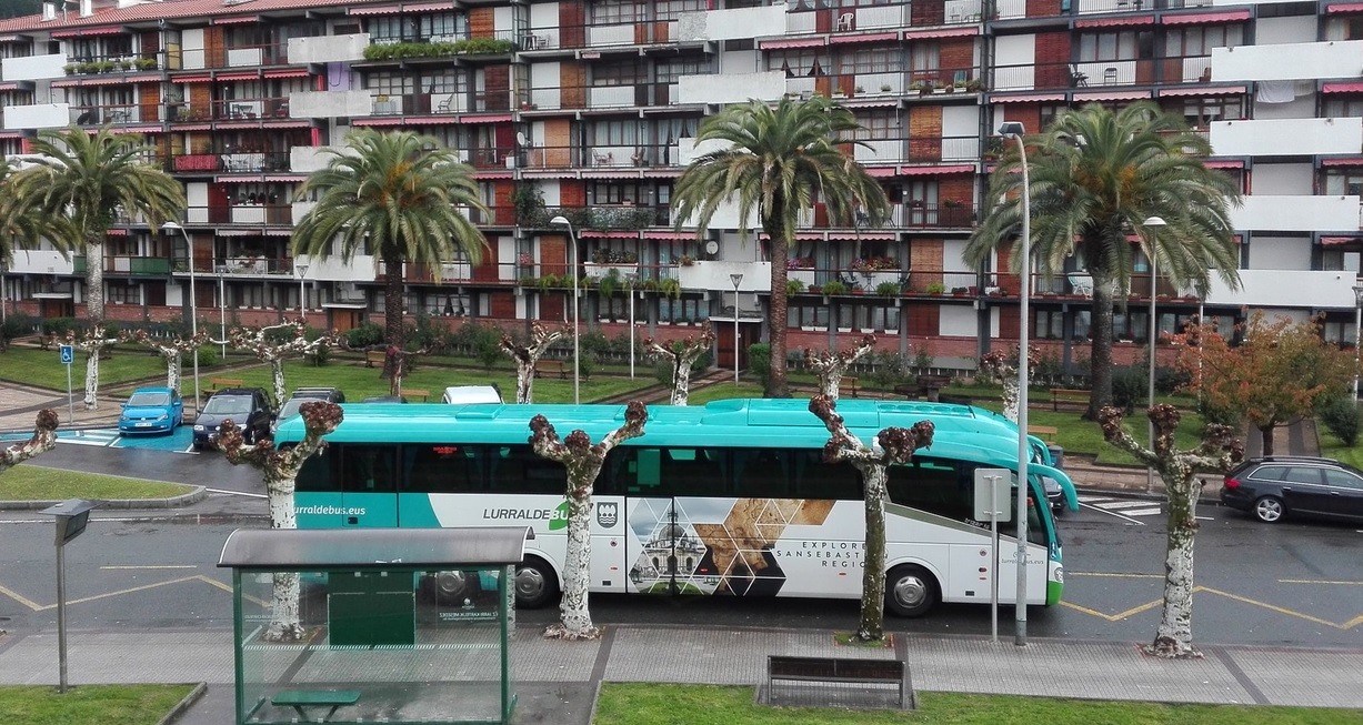 Lurraldebusen autobus zerbitzuek ohiko ordutegia dute gaurtik