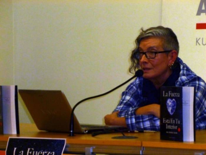 'La fuerza esta en tu interior' liburua aurkeztuko du Azpeitian Ana Gisasolak