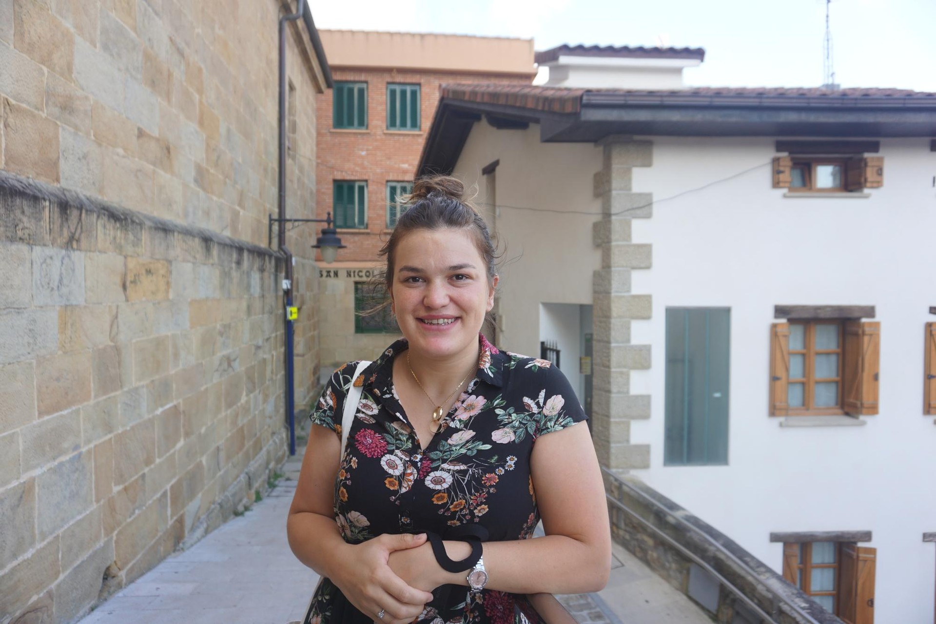 "Norbaitek nire hizkuntza zein den galdetzen didanean, euskara dela erantzuten diot"