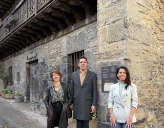 Iraganera Bidaia 'scape street' jokoa aurkeztu du Aiako Udalak