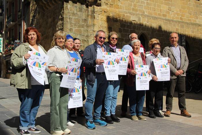 Emateaz gain, jasotzeko plaza