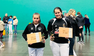 Maddi Gurrutxaga eta Jone Mendizabal, Antzuolan txapeldunorde