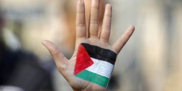 Palestinako genozidioa salatzeko, lanuztera eta protestara deitu dute biharko