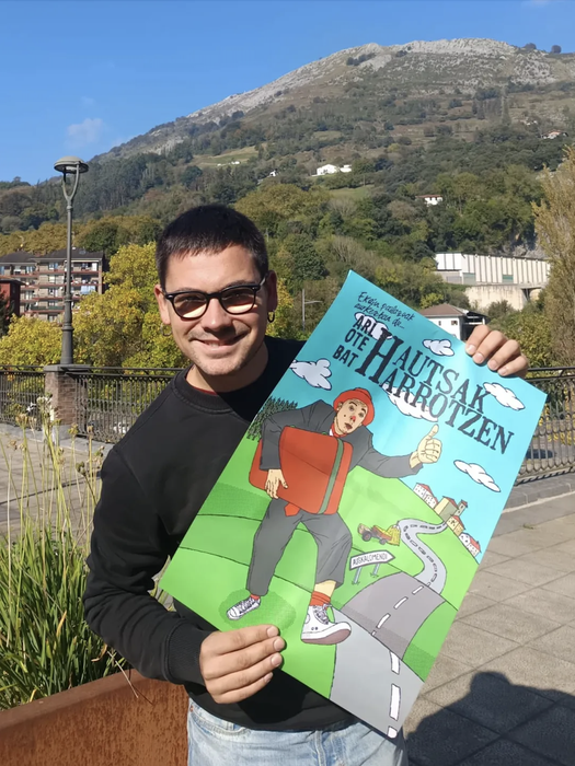 Ekain Ibarguren: "Trebeak gara bazterrak hankaz gora jartzen"