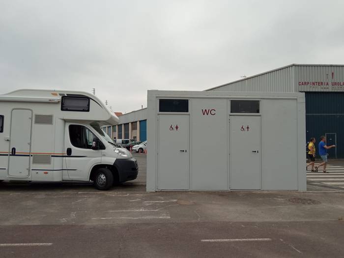 Komun publiko berriak Estazioko industriagunean