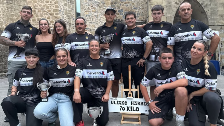 Zarauztarrak nagusi Donostian, Uliako eta Igeldoko harriekin