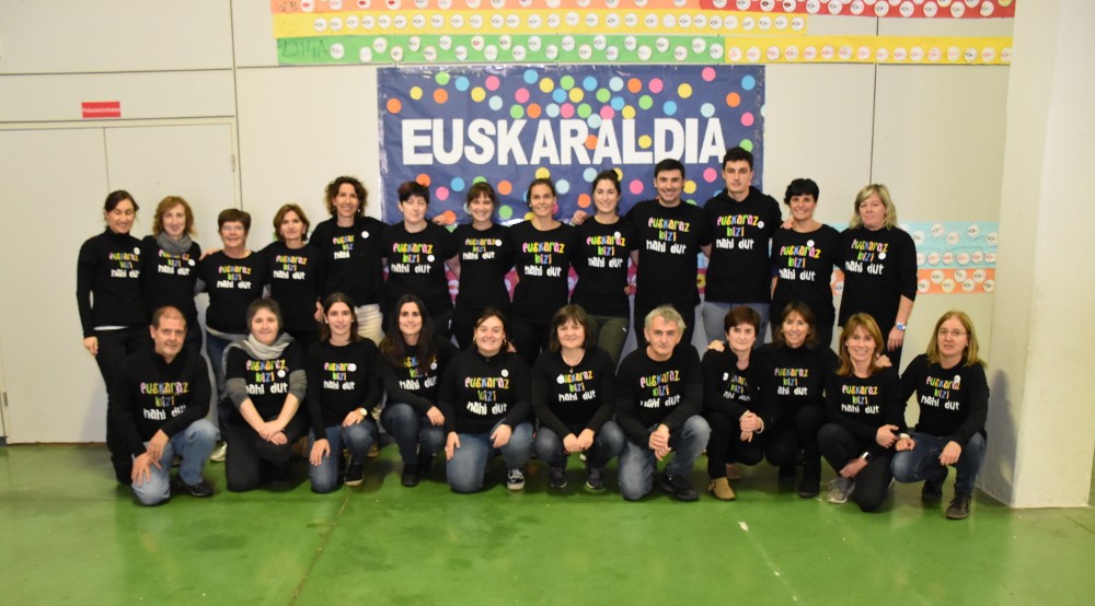 Euskaraldiaren amaiera egin dute Floreaga Ikastetxean euskararen egunean