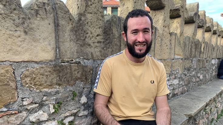 Aitor Tena: "Ezkerreko kristautasuna sustatzeko beharra zuen Herri Gaztedik"