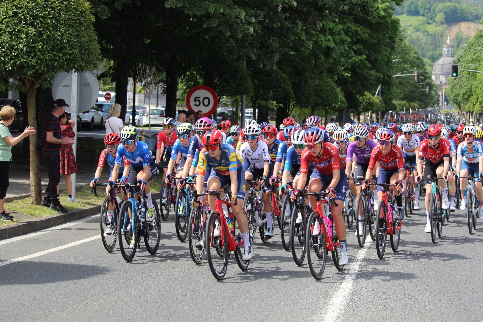 Azkoitiko errepideetatik igaroko da Euskal Herriko Itzulia, bihar