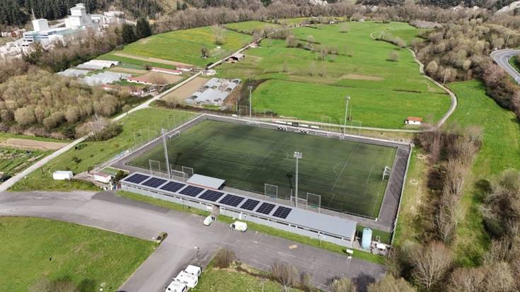 Argiola kooperatibaren instalazio fotovoltaiko berriak, ekiteko bidean