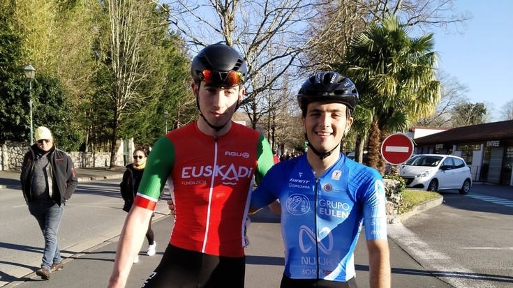 Aitor Agirre eta Mattin Salegiren agurra