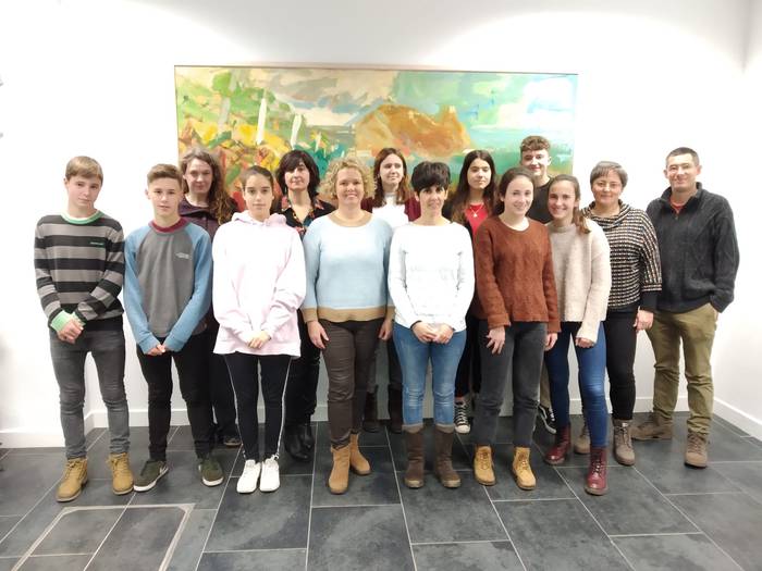 Arrazakeriaz hausnartzeko Komunikatu On programa abian da ikastetxeetan