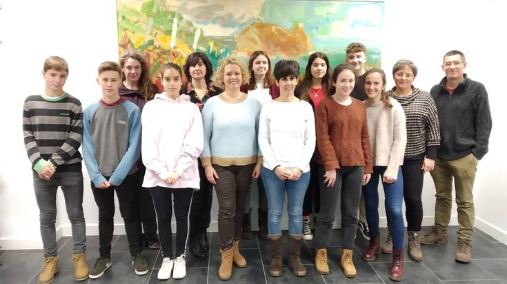 Arrazakeriaz hausnartzeko Komunikatu On programa abian da ikastetxeetan