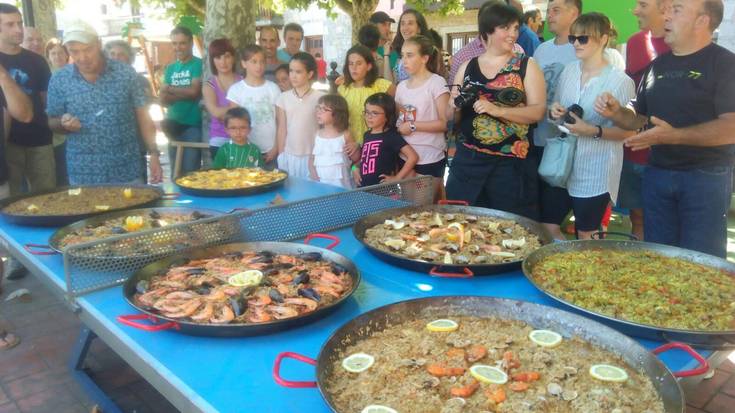 Hilaren 12an hasiko dira Aizarnako Amabirjin jaiak, oilasko biltzearekin