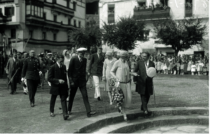 Orain ehun urteko Orio, 1925eko giroa eta banderak