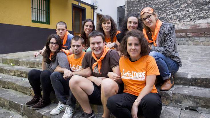 Zumaiarrak herri harresian: “Modu baketsuan erakutsi dugu injustizia baten kontra gaudela”