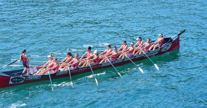 Zumaiak ezin izan ditu errepikatu Zarautzen aurreko estropadetako emaitza onak