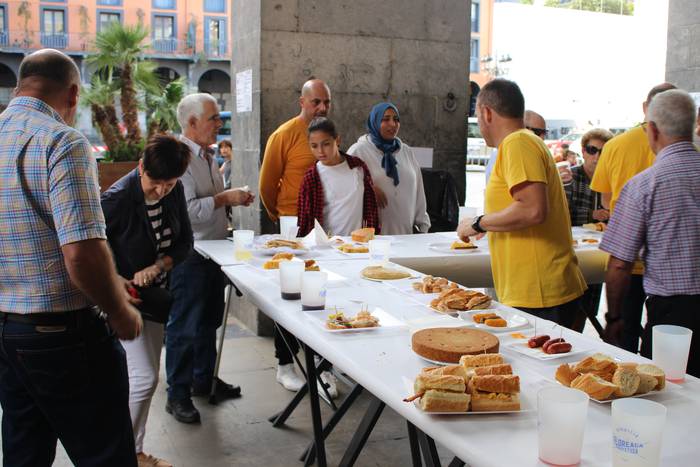 Beningo haurrei laguntzeko pintxo solidarioa