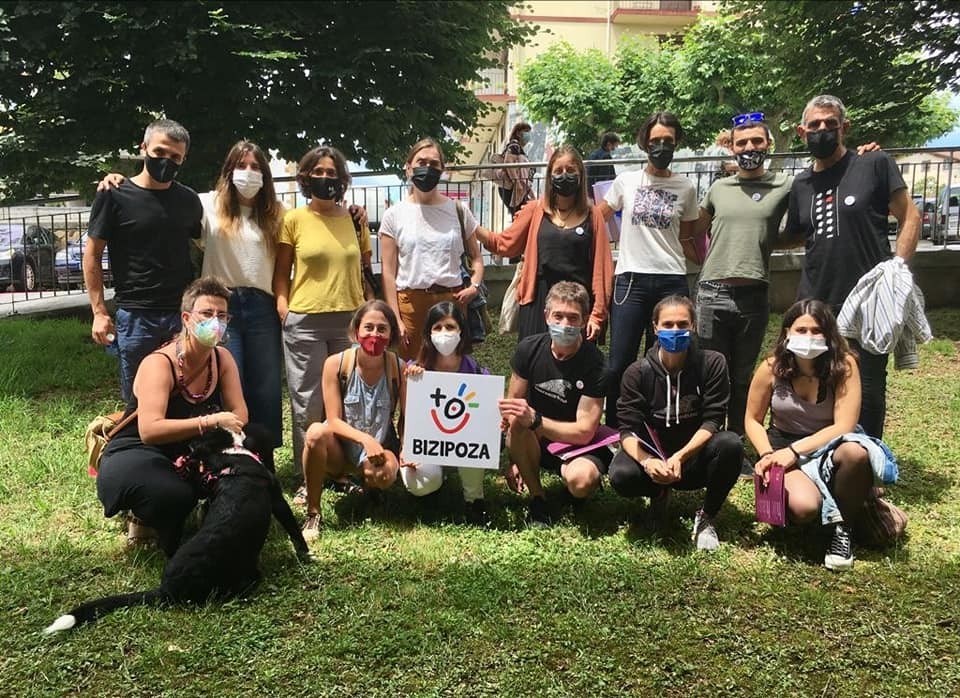 Marea Urdina Bizipoza elkarteko kide egin da