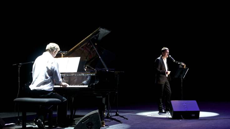 Kirmen Uribe: "Ez nuen sekula pentsatu inork nobela bat musikatuko zuenik"
