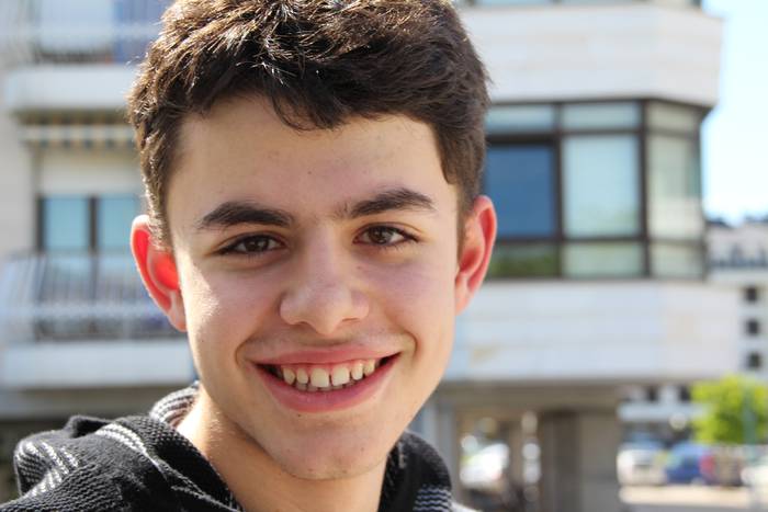 Aner Peritz bigarren sailkatu da Euskal Herriko Eskolarteko bat-bateko bertsolari txapelketaren finalean