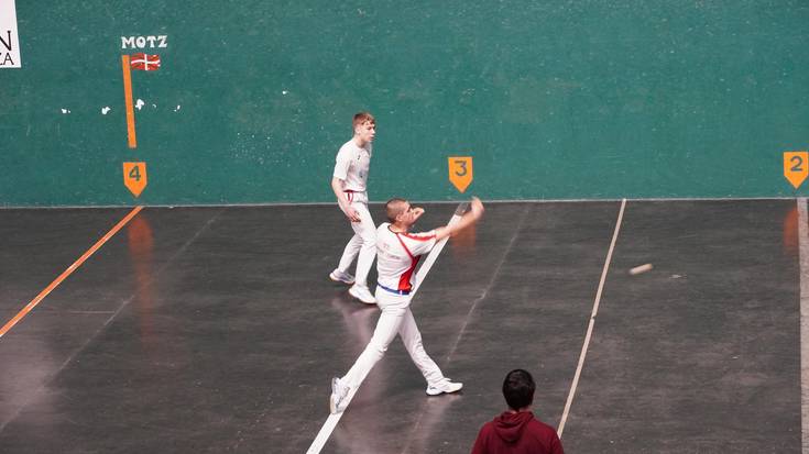 Zarauzko Pilota Txapelketako bigarren final-laurdenak jokatuko dituzte bihar